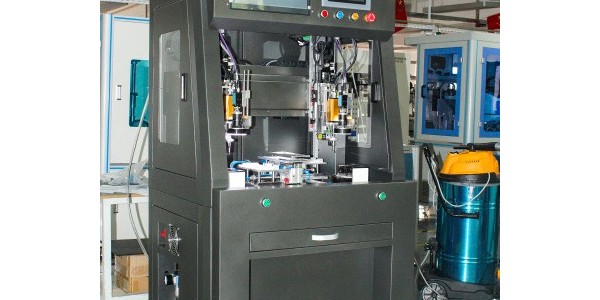 自動打螺絲機容易卡料嗎？-堅豐股份